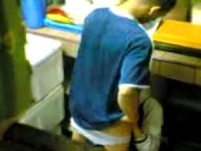 Bokep ABG Jilbab Ngentot di Dapur | INDO18.COM